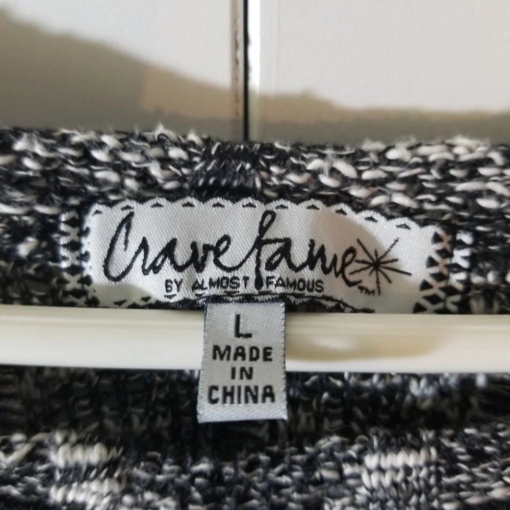 Women's Black and Gray Sweater with Lace Detail - Picture 3 of 7